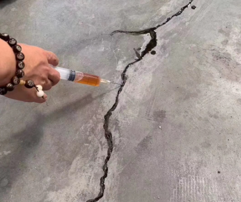 札达混凝土裂缝修补技术详解​